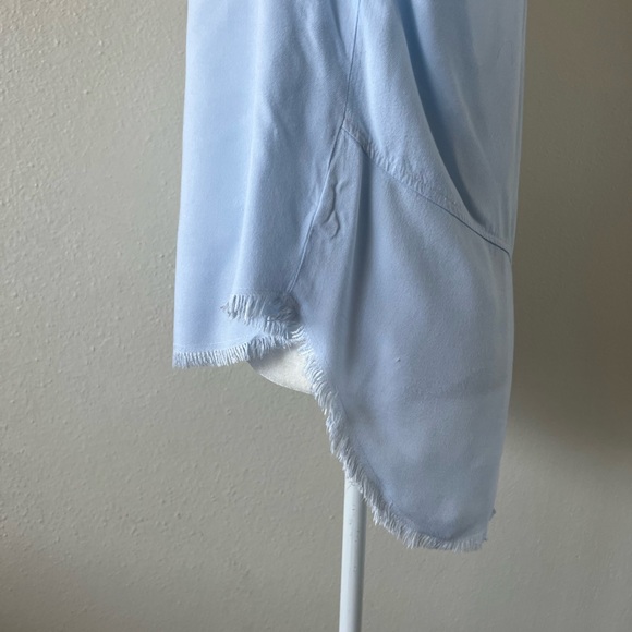 Cloth & Stone blue  Button Down Frayed Hem Shirt Sz S - Picture 6 of 8